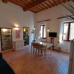 Central Apartment San Gimignano