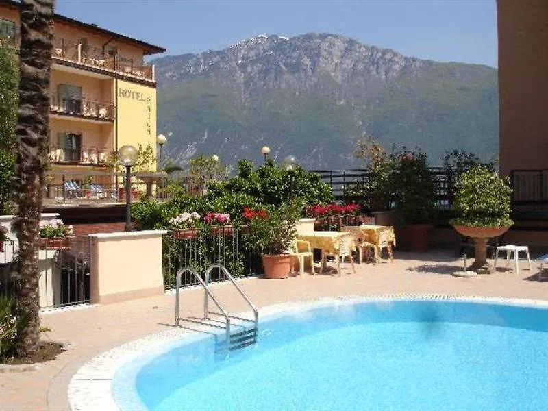 Hotel Garda Bellevue Limone sul Garda
